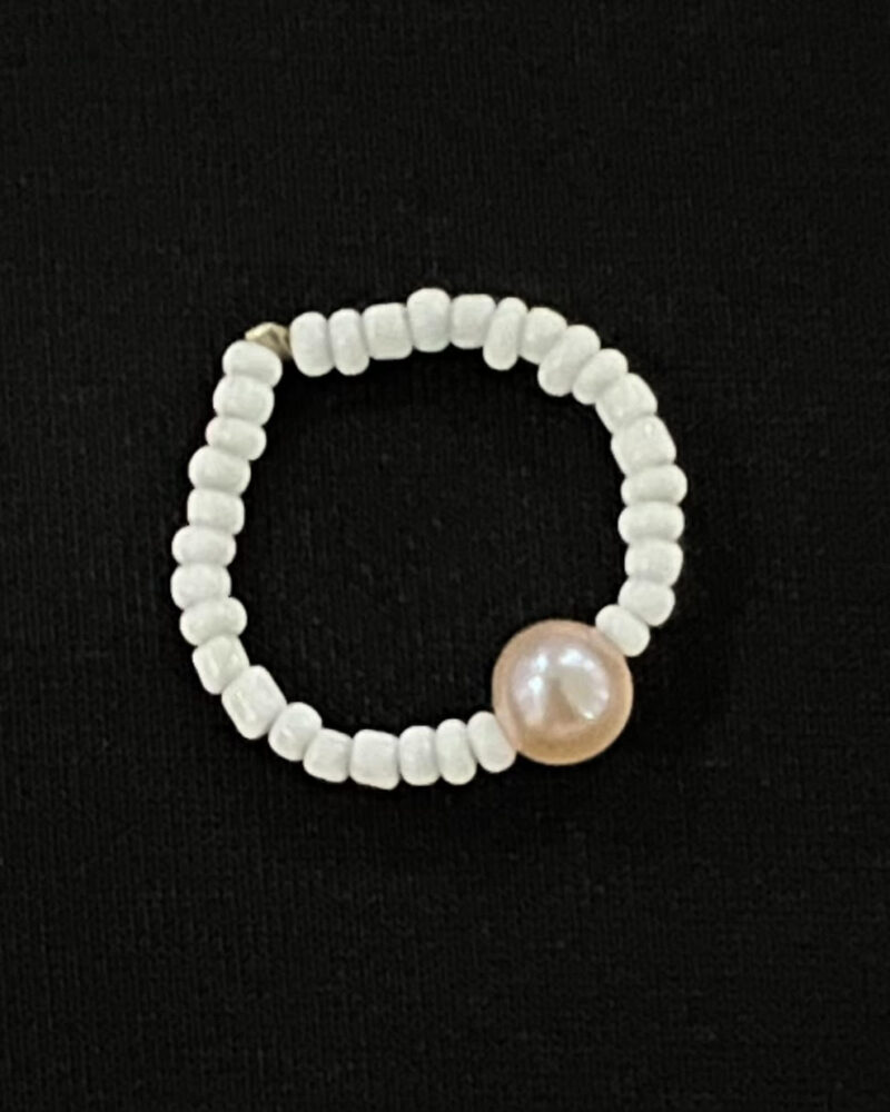 Anillo elastico abalorios y 1 perla cultivada 6mm