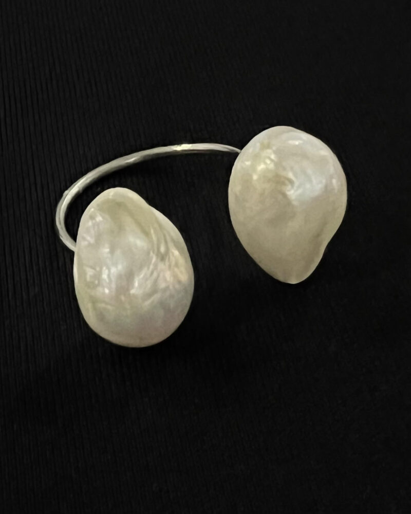 Anillo nickel perlas cultivadas barrocas
