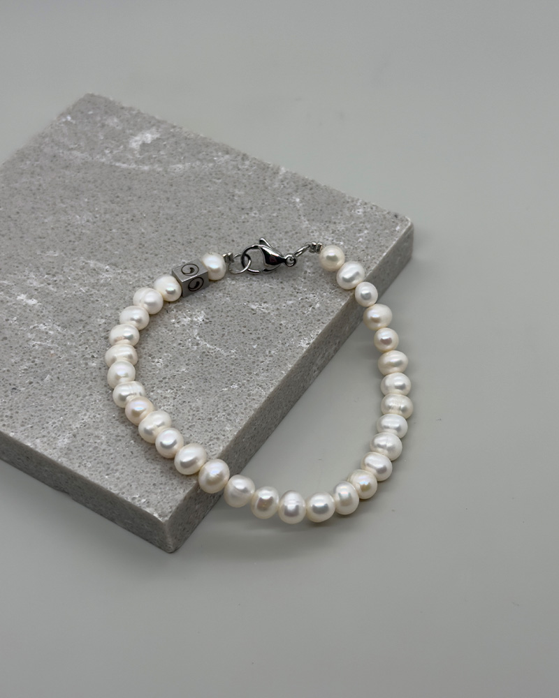Pulsera clásica de perlas cultivadas cierre acero