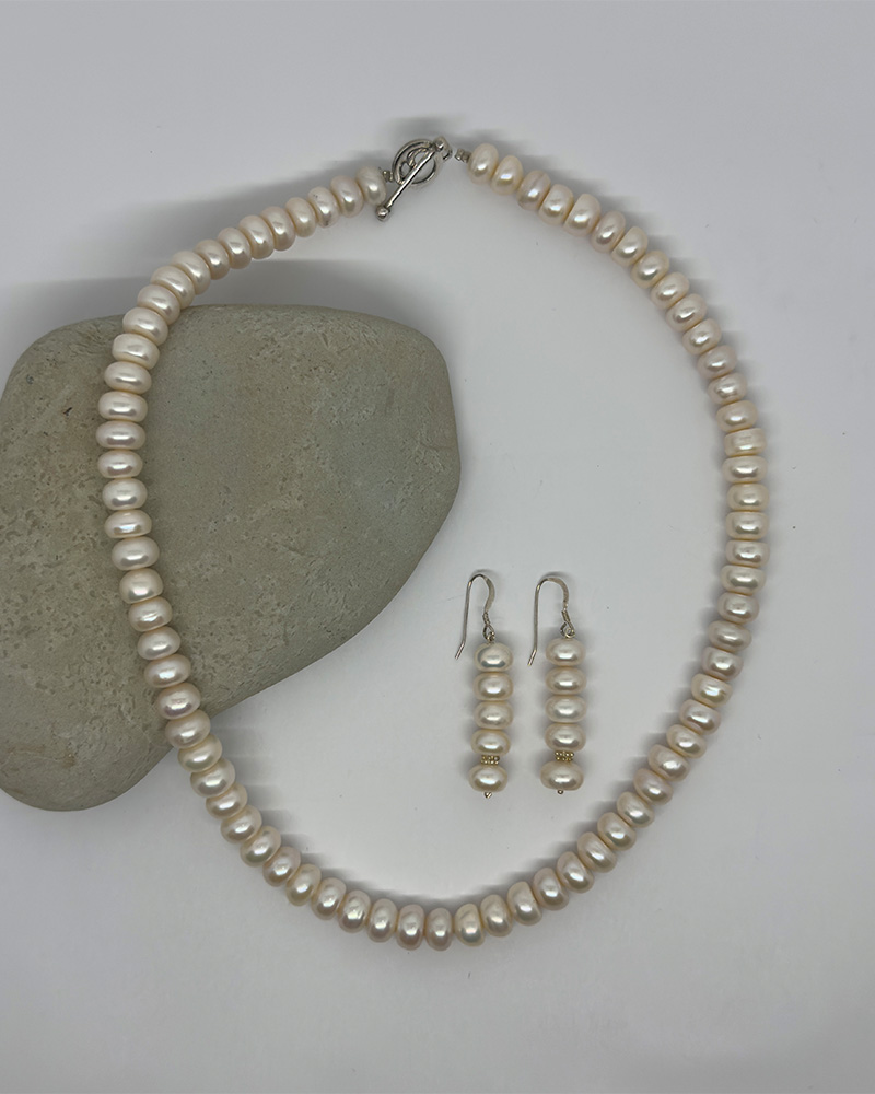 Collar y aretes con perlas cultivadas mabe y cierre plata 9.25