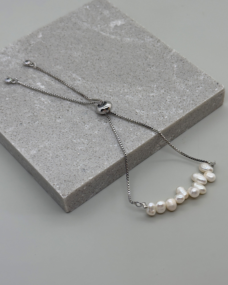 Pulsera ajustable de nickel con perlas cultivadas de 4mm