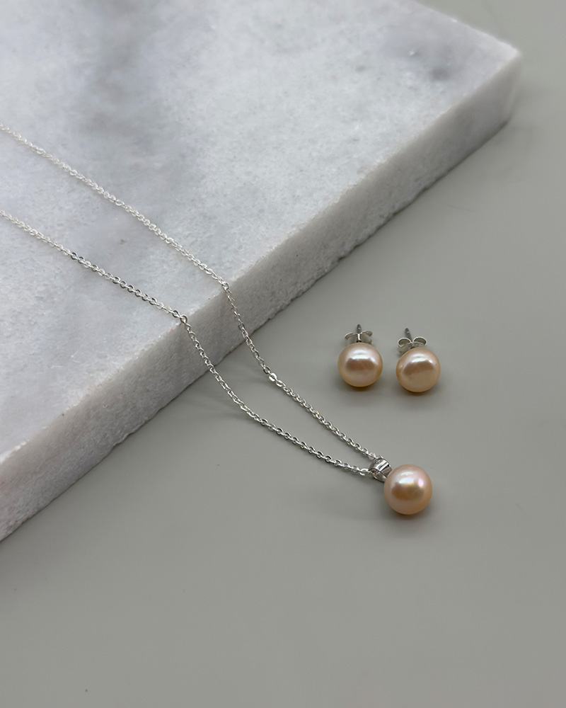 Cadena, gancho de aretes plata 9.25 y dije perla cultivada peach