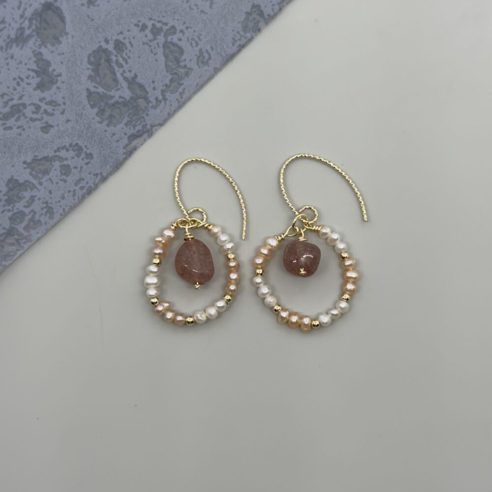 Argollas con perlas cultivadas de 2mm