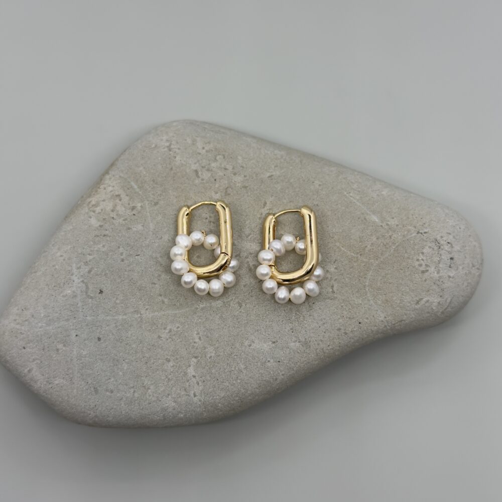 Arete de argolla dorada rectangular con perlas cultivadas - Imagen 3