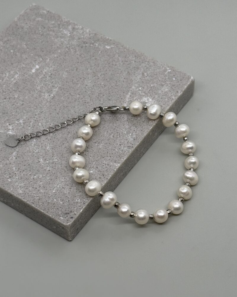 Pulsera blanca perla 6mm