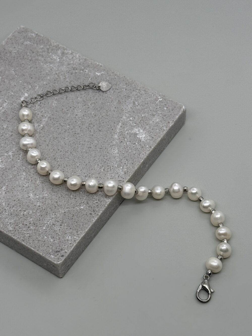 Pulsera blanca perla 6mm - Imagen 3