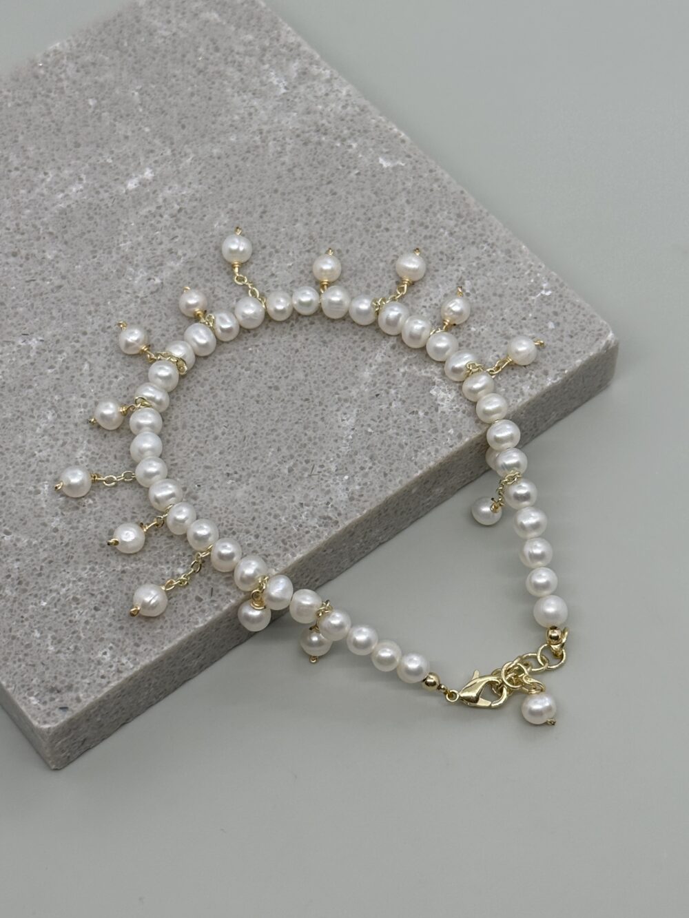 Pulsera perla blanca 4mm