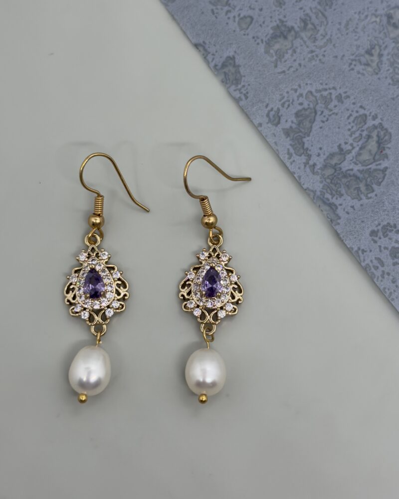 Arete vintage perla oval 7x10mm