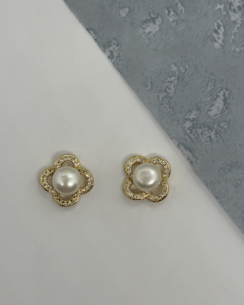 Arete trebol perla mabe 8mm