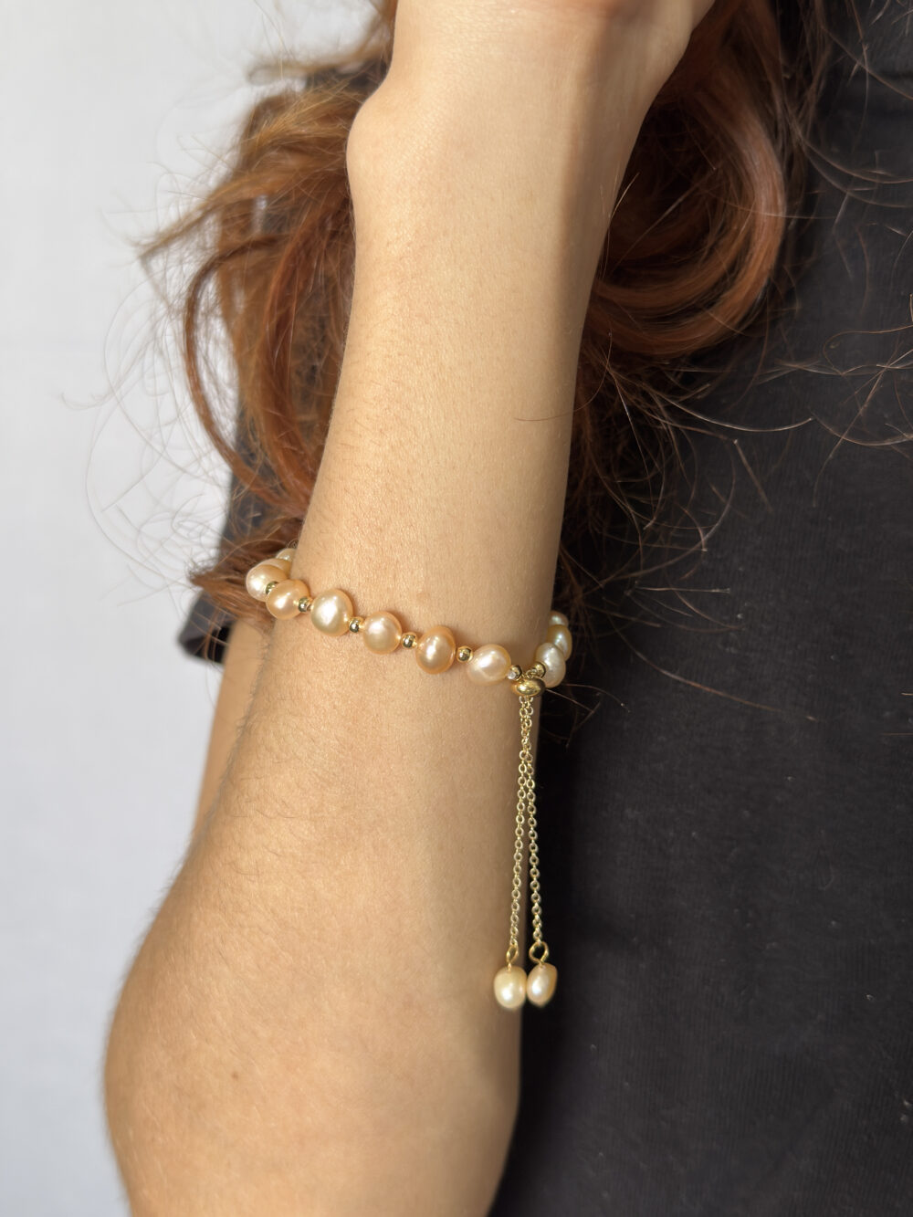 Pulsera ajustable perla peach - Imagen 4