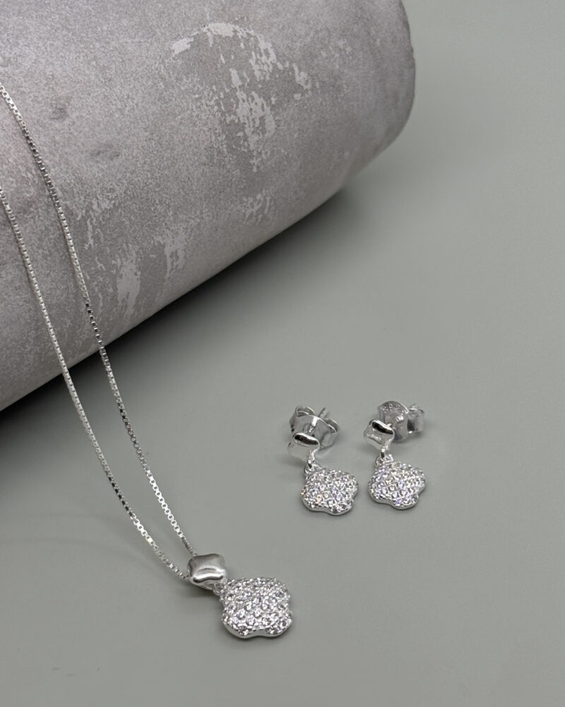 Dije, cadena y aretes de plata 9.25 con circones