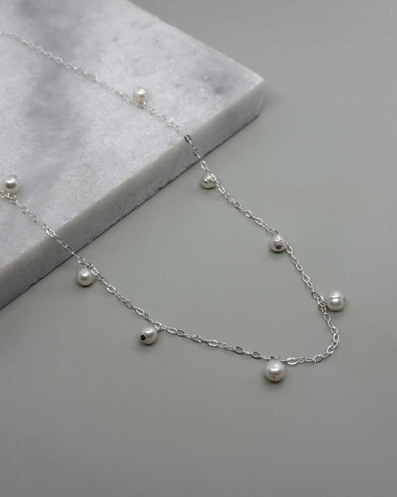 Cadena de plata 9.25 con perlas cultivadas