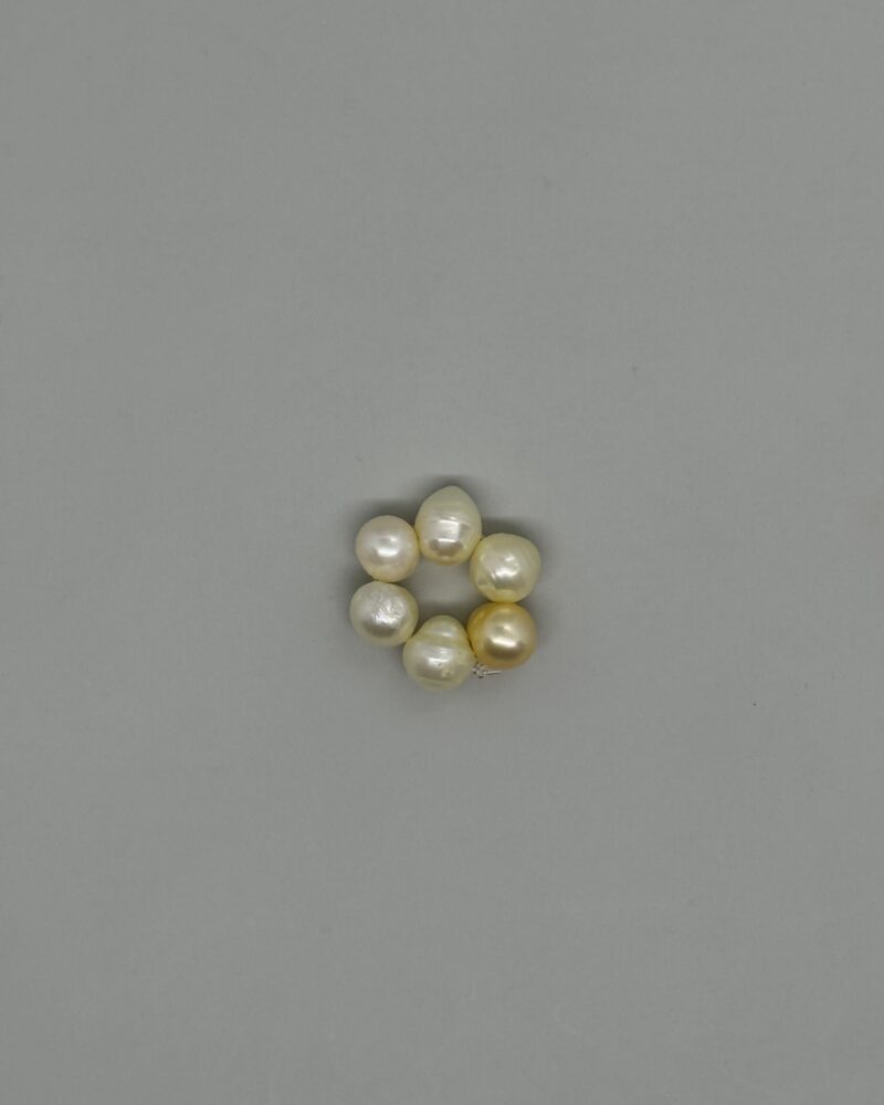 Aro de 6 perlas cultivadas amarillas