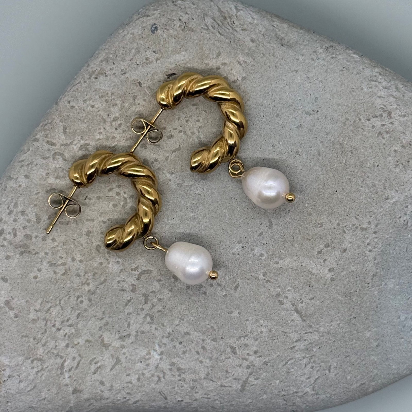 Arete de acero inoxidable con perlas cultivadas - Imagen 3