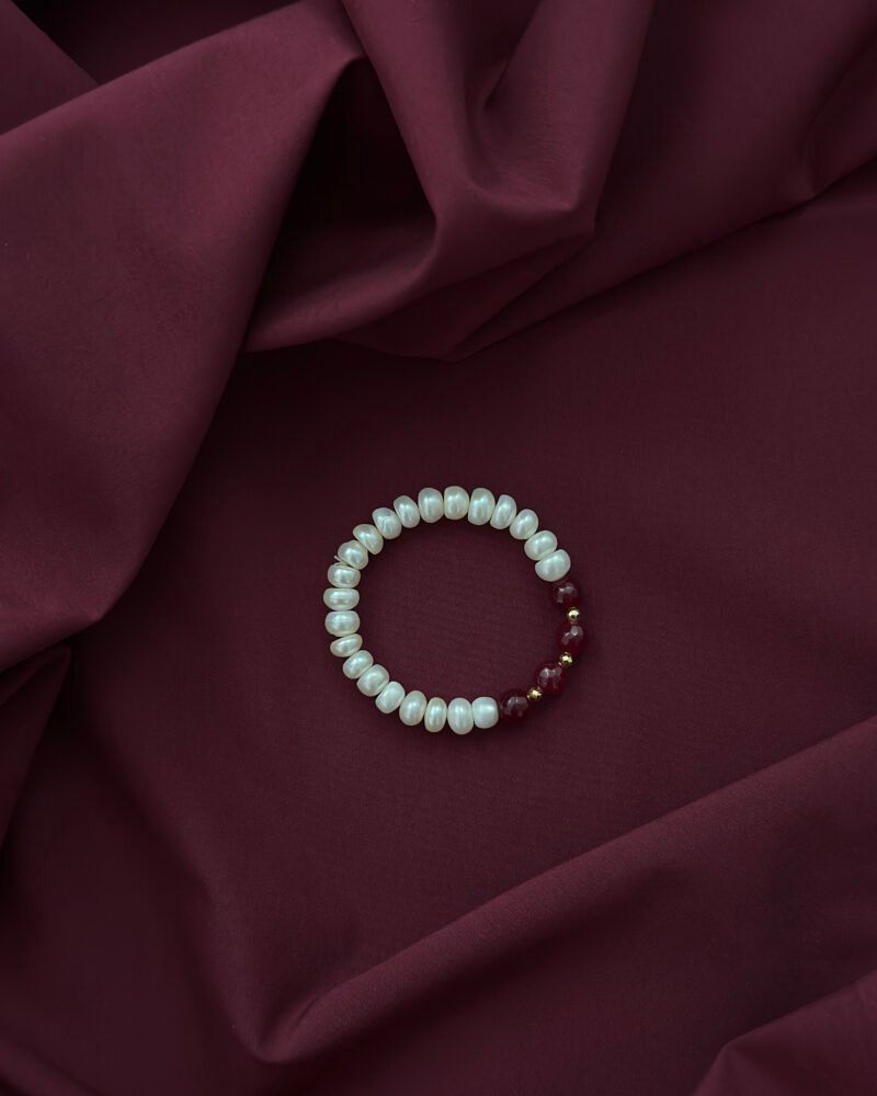 Pulsera con perlas y piedras borgoña