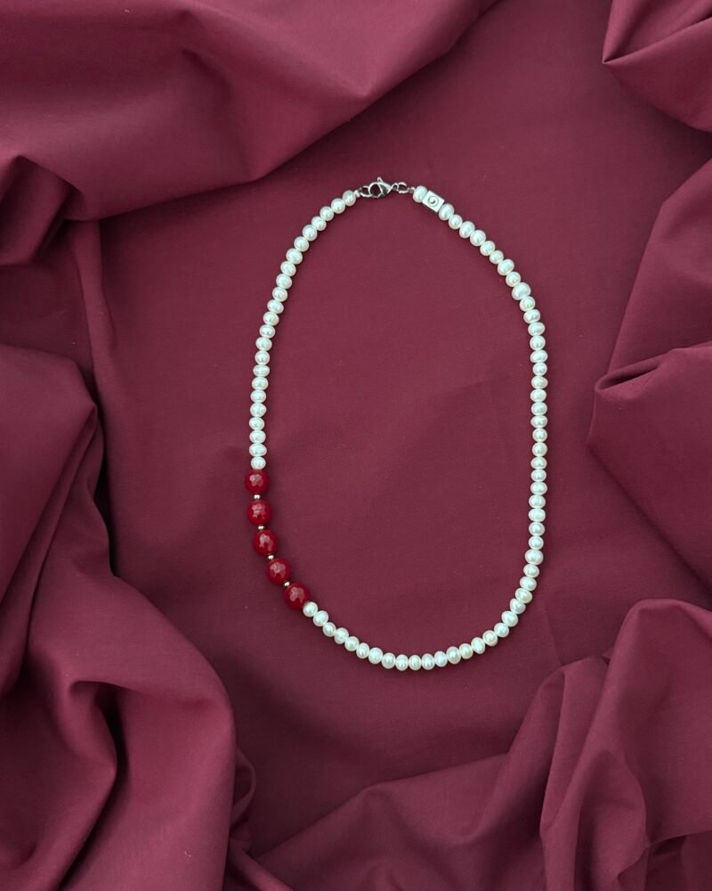 Collar con perlas y agata borgoña
